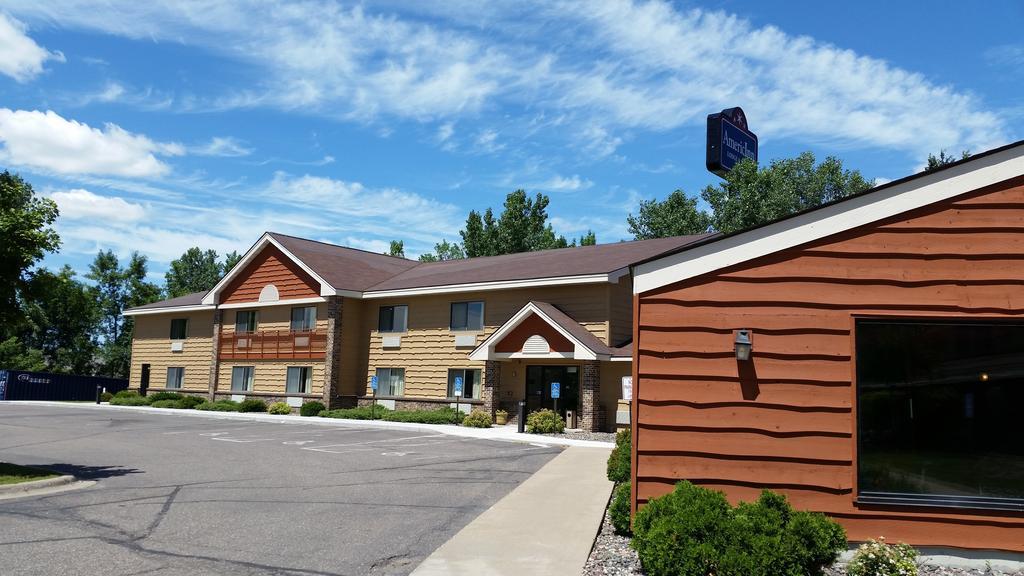 AmericInn by Wyndham Rogers Eksteriør billede