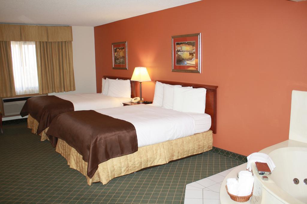 AmericInn by Wyndham Rogers Værelse billede